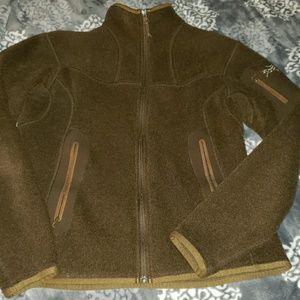 Arc'teryx Covert zip up. M.